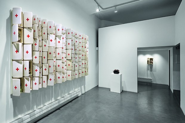 1 Bertozzi &amp; Casoni. Così è (se vi pare), Galleria Anna Marra, Roma