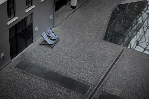 yvonne14 (1 di 1)IMG_0080IMG_00802019yvonne14