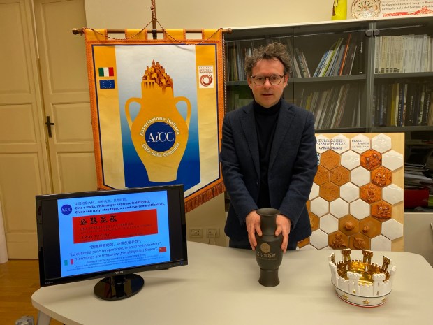 01-01 Massimo Isola, President AiCC and Vicemayor - Faenza