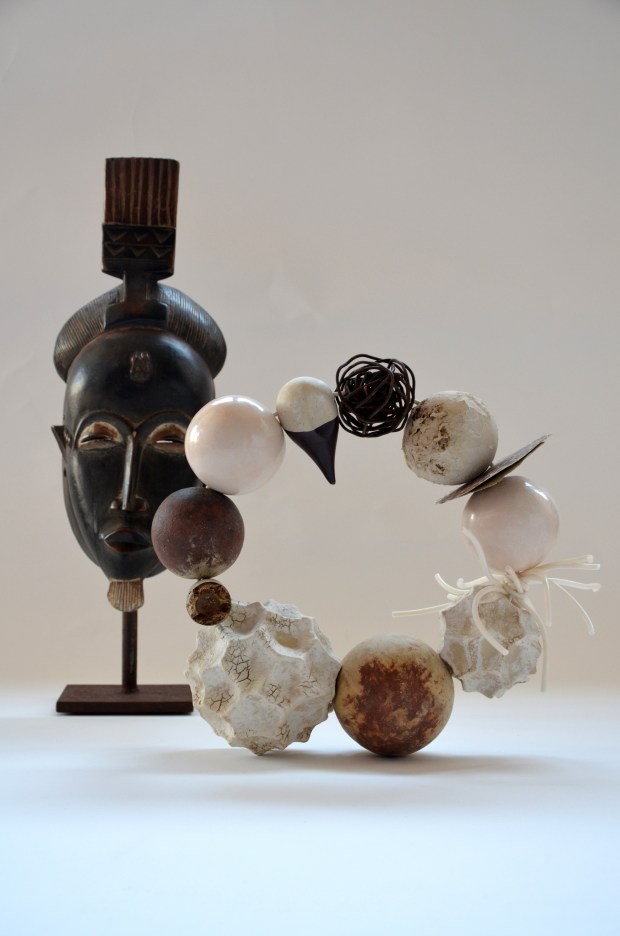 Sabine Pagliarulo AMULETO